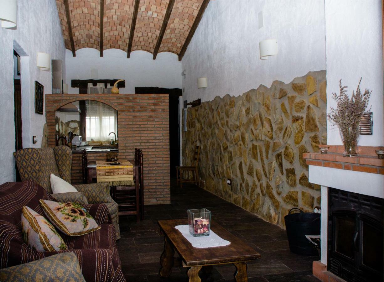 Mirador De Fuentes Guest House Fuentes De Leon ภายนอก รูปภาพ